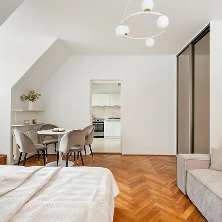 Old Town & Riverside Brzozowa By Downtown Apartment Warsaw